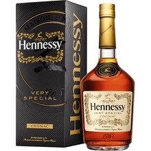 Hennessy VS 40% 0,7 l (kartón)