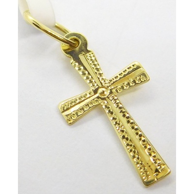 Klenoty Budín Gravírovaný zlatý přívěsek křížek pro štěstí 3220098