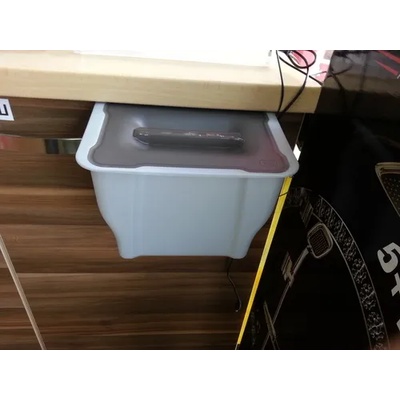 Кухненски кош за окачване Lara 5 л