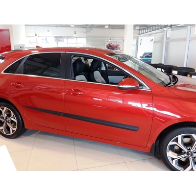 Lišta dverí KIA Ceed, 2018- / hatchback