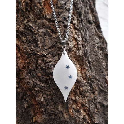 Meganflo Звезди - медальон с кърма