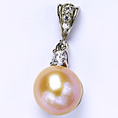 Čištín Stříbrný přívěšek, přírodní perla, lososvá P 1286