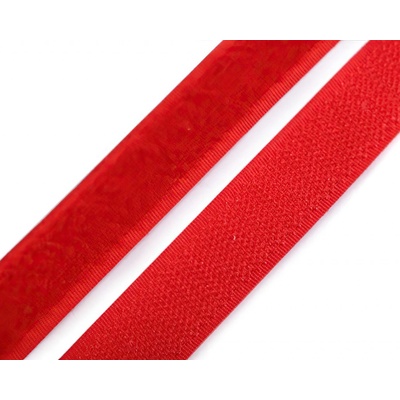 TextilCentrum.cz Stoklasa Suchý zip háček + plyš 740843/820 červený, šířka 2cm (v metráži)