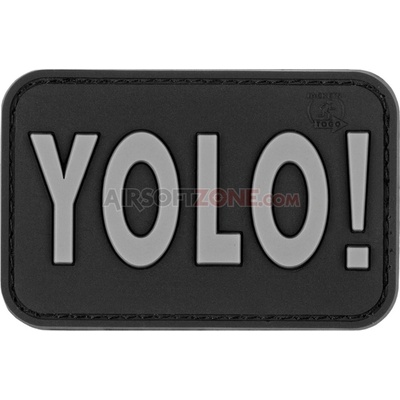 Gumová nášivka Jackets to Go nápis YOLO - sivá