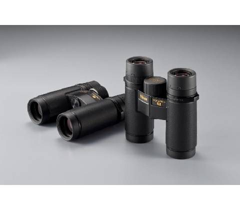 Nikon Monarch HG 8x30