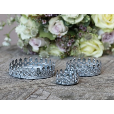 Set 3ks zinkový antik kovový svícen Lace Crown - Ø 4,5*2,5 / Ø 8*3/ Ø 10*3cm - Chic Antique