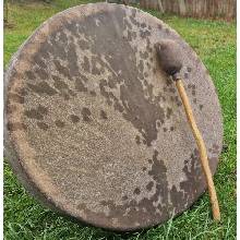 Petrovič Drums Petrovic Drums Šamanský bubon Masívna Vŕba 46cm Kozia koža s kameňom