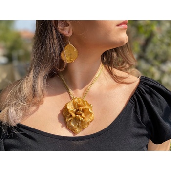 Meganflo Позлатена жълта роза