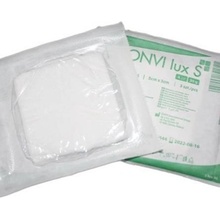 Zarys Komprese NONVI lux S z netkaného textilu, 5 x 5 cm, 30G, 4W, á 5 ks , bal.á 25 ks , sterilní