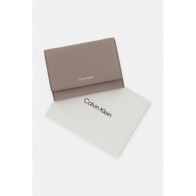 Calvin Klein портфейл дамски от имитация на кожа (LV04F1117G)