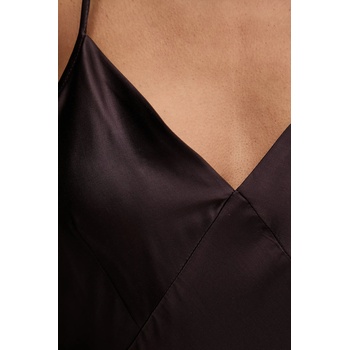 Silvian Heach Рокля Silvian Heach MAPHANE в кафяво дълга със стандартна кройка GPA25532VE (GPA25532VE)