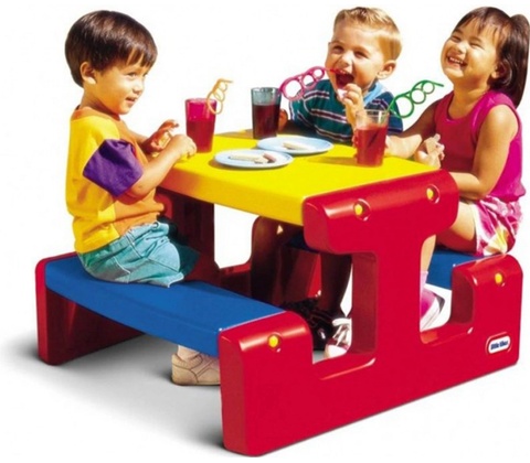 Little Tikes Piknikový stoleček Junior Primary
