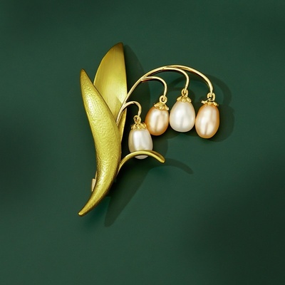 Éternelle brož se sladkovodními perlami Konvalinka květina B2284-XP06832 zlatá