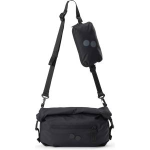 pinqponq Чанта за рамо Pinqponq Aksel Solid 2+5 Shoulder bag - Rooted Black II - размер 2 + 5 l (510-4429-1211)