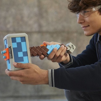 Hasbro Minecraft NerfStormlander