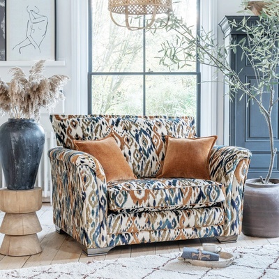Barrington Furniture Široké křeslo Evesham barevná látka