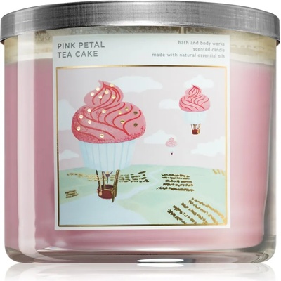 Bath & Body Works Pink Petal Tea Cake ароматна свещ 411 гр