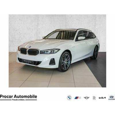 BMW 330e xDrive 215 kW