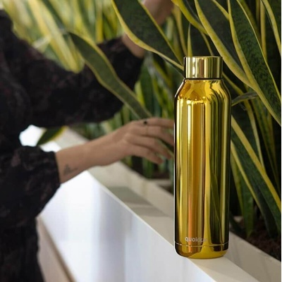 Quokka Solid Nerezová termoláhev 630 ml Sleek Gold