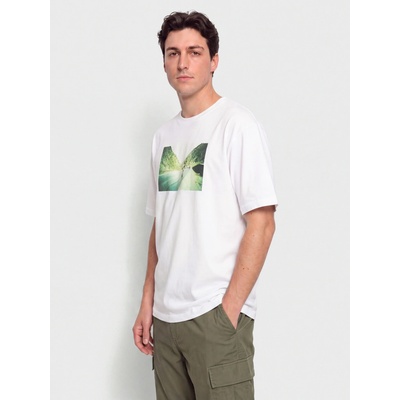 Obey Skateistan Photo white
