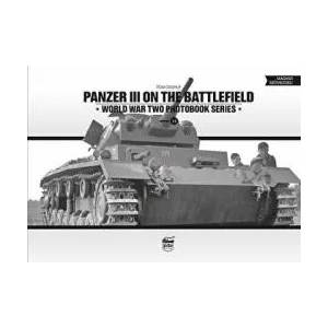 Panzer III on the Battlefield | Tom Cockle (ISBN: 9786155583063)