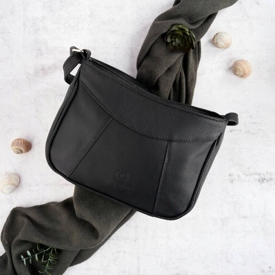 Paolo Peruzzi kabelka kabelka cez rameno prírodná koža čierna