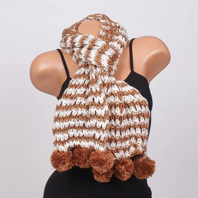 Плетен шал в цвят канела и бяло с пухкави помпони