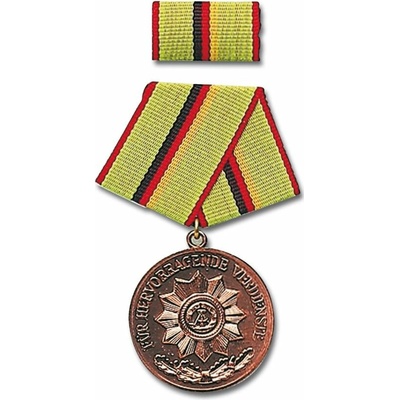 Medaile NVA č.4