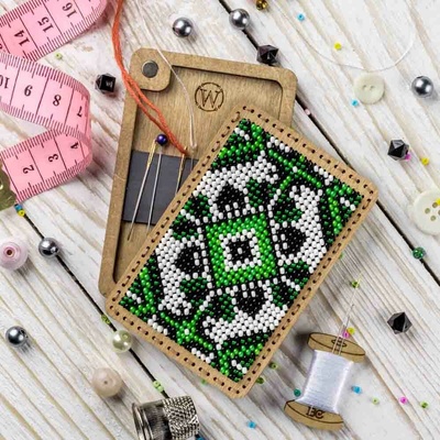 Wonderland Crafts Korálková vyšívací sada - Magnetický jehelníček - zelený