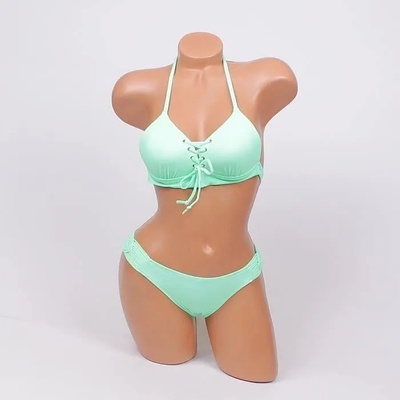 Свеж бански в бледо зелено с връзки - чашка В