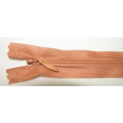 Zips krytý nedeliteľný 20cm bledý škoricový