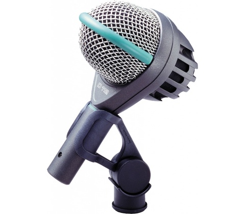AKG D112