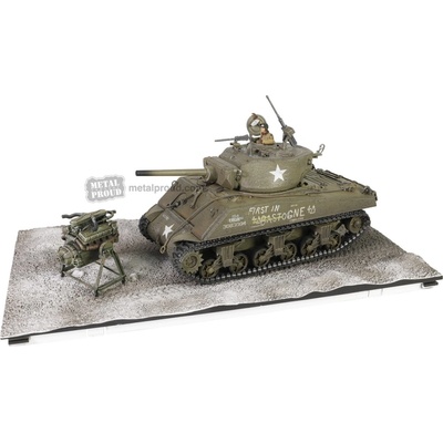 Forces of Valor M4A3E2 75 Sherman Jumbo “Cobra King” US Army “First in Bastogne” George Smith Patton’s 4th A.Div. 3rd Army Bastogne area 26 Dec 1944 1:32