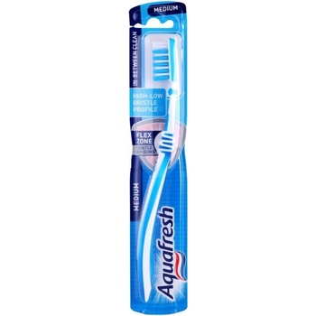 Aquafresh In-Between Clean medium