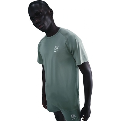 Nike Nike Stride Ss Top Sn99 - Clay Green