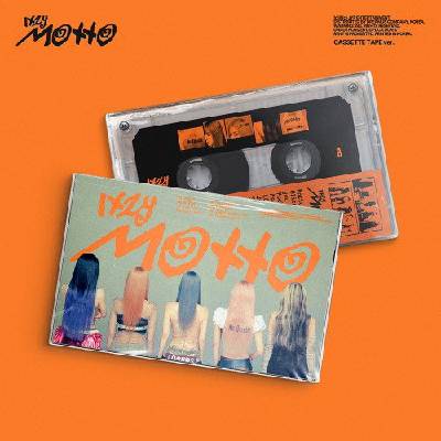 Daniel Shopping s. r. o Itzy: Motto (Cassette Tape Version) - MC (094821)
