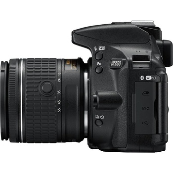 Nikon D5600 + AF-P 18-55mm VR + AF-P 70-300mm VR (VBA500K004)