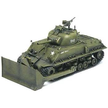 Academy M4A3 Sherman (13207)