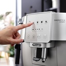 Automatické kávovary DeLonghi Magnifica Start ECAM 220.31.SSB