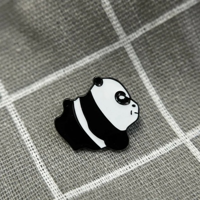 Pinarna Panda na bříšku