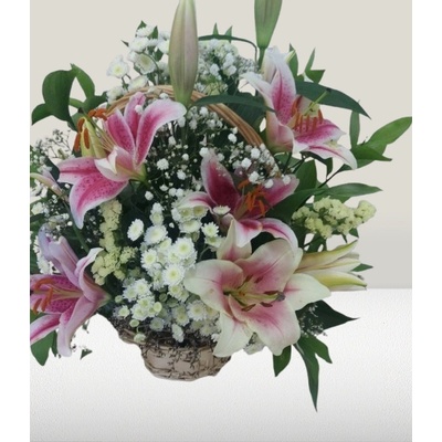 КОШНИЦА С ЛИЛИУМ И ХРИЗАНТЕМИ