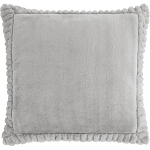 Catherine Lansfield Dekorační polštář 55x55 cm Velvet and Faux Fur - Catherine Lansfield (DS/54492/W/CU55/SI)
