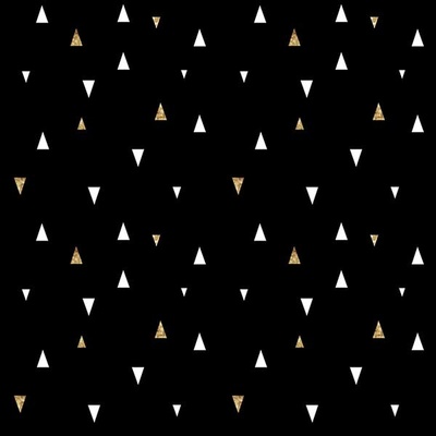 Funkčný úplet na tričká malé trojuholníky