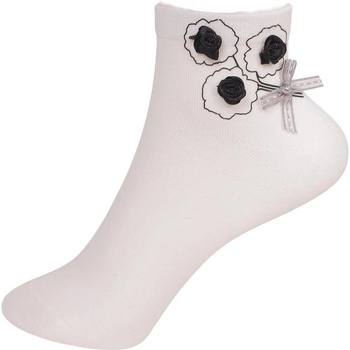 Дамски къси чорапи в бяло с розички и панделка