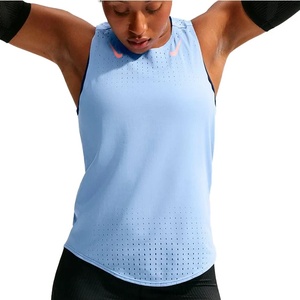 Nike Дамски потник с широка презрамка Nike Women's AeroSwift Dri-FIT ADV Running Singlet Running shirt - Aluminum / Atomic Pink - размер XS (916-7161-0511)