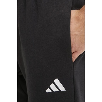 adidas Спортен панталон adidas Feelcozy (JE3815)