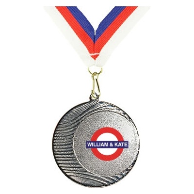 Medaile William and Kate Tube