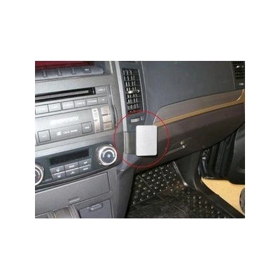 Brodit ProClip montážna konzola pre Mitsubishi Pajero 07-19, na stred vpravo 853982