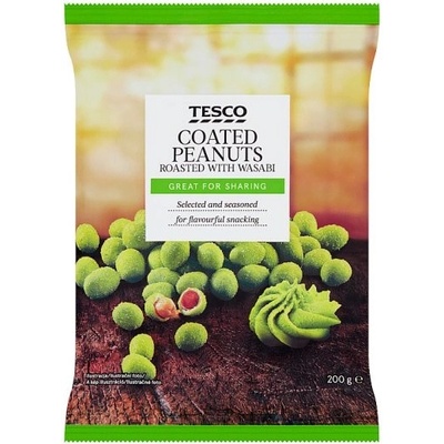 Tesco Pražené lúpané arašidy obalené v cestíčku s príchuťou wasabi 200 g