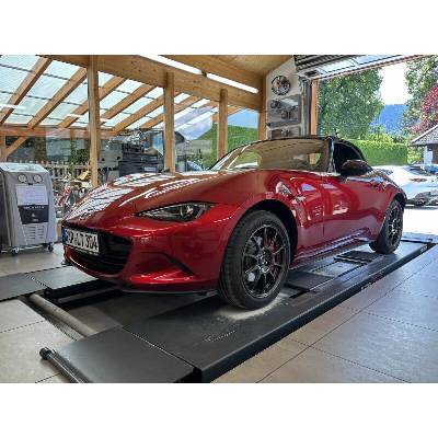 Mazda MX-5 SKYACTIV-G 132 HOMURA 97 kW